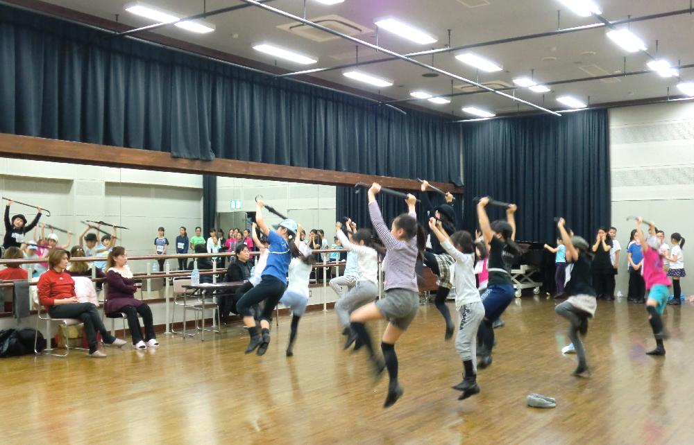 ダンスや演技も様になってきました！